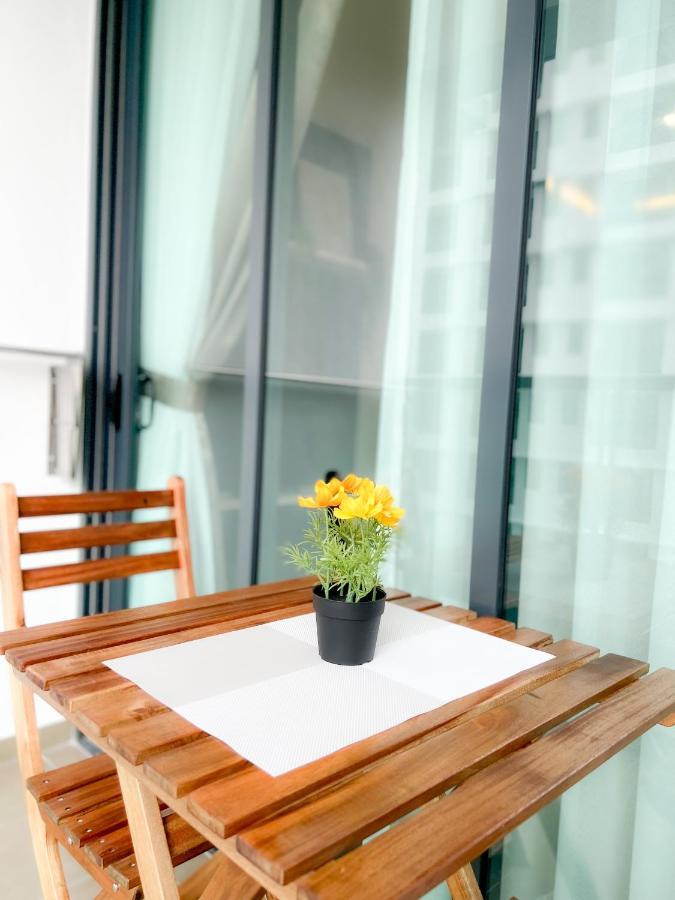 Aurora Vista Homestay Bangi At Vista Bangi With Wifi Netflix Gym Sauna Coway Swimming Pool-River View Каджанг Экстерьер фото