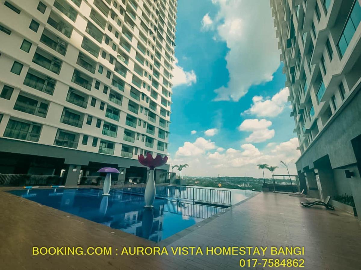 Aurora Vista Homestay Bangi At Vista Bangi With Wifi Netflix Gym Sauna Coway Swimming Pool-River View Каджанг Экстерьер фото