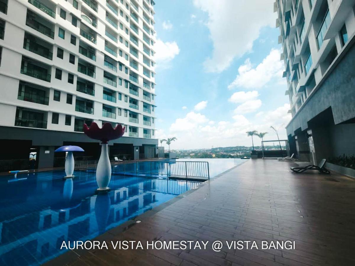 Aurora Vista Homestay Bangi At Vista Bangi With Wifi Netflix Gym Sauna Coway Swimming Pool-River View Каджанг Экстерьер фото
